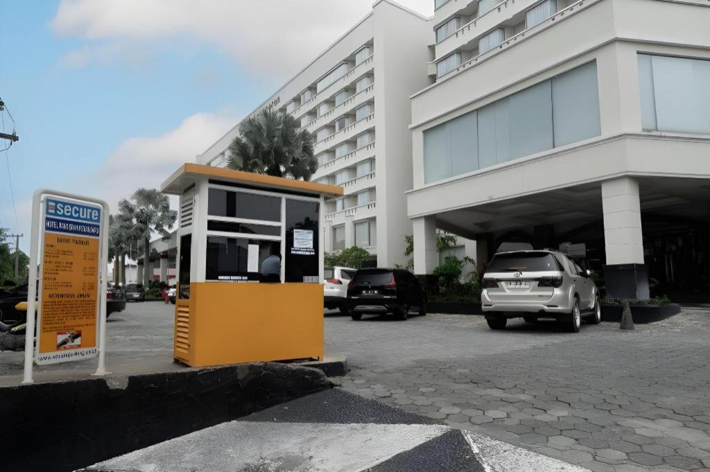 Pangeran Hotel 4*
